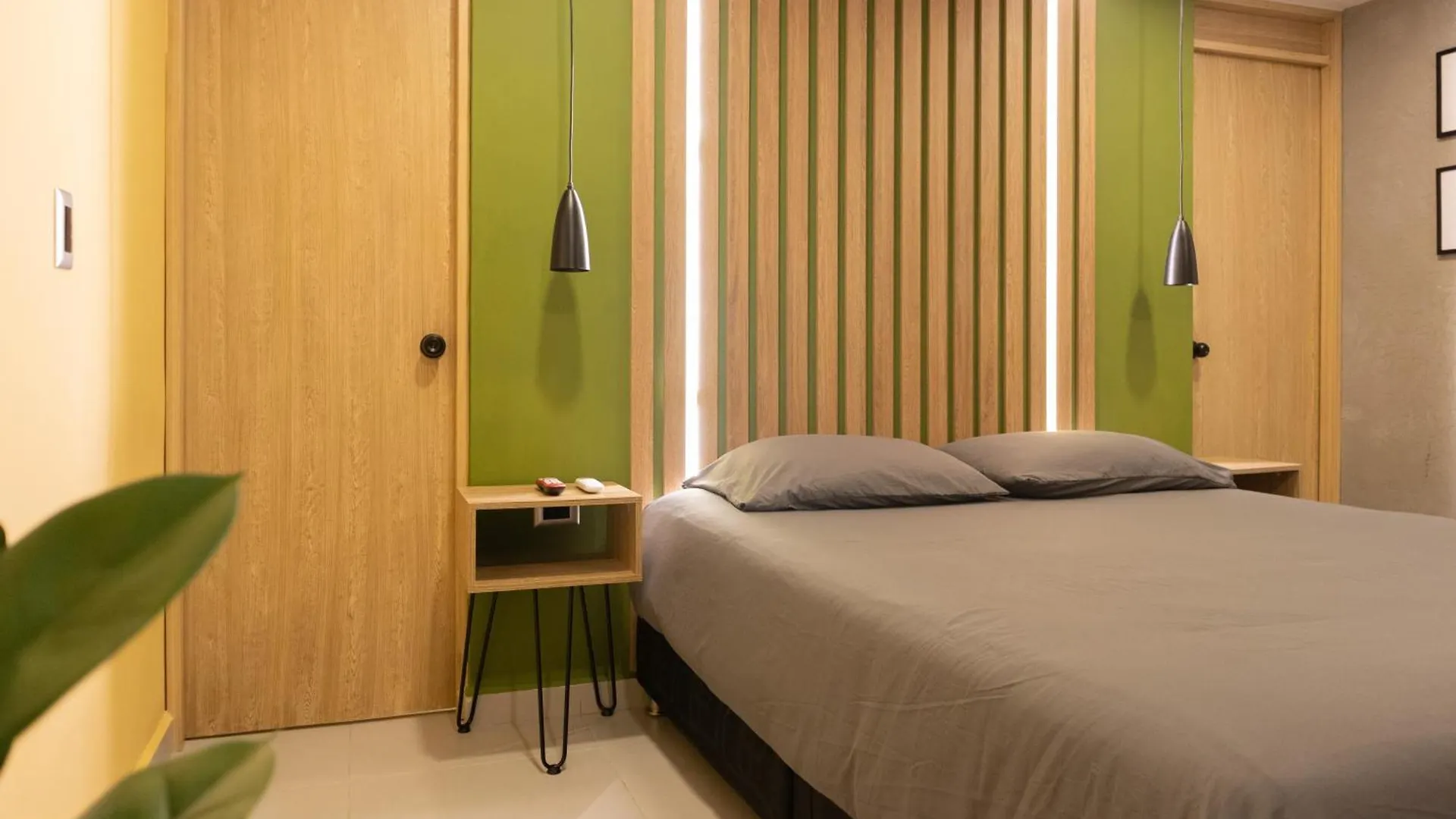 Apartaestudio Con Aire Acondicionado Moderno Medellin Colombia